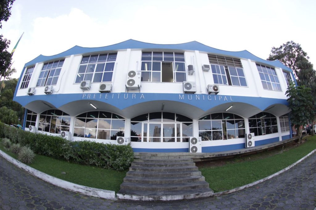 Câmara de BC aprova pacote de projetos do Executivo em sessão extraordinária