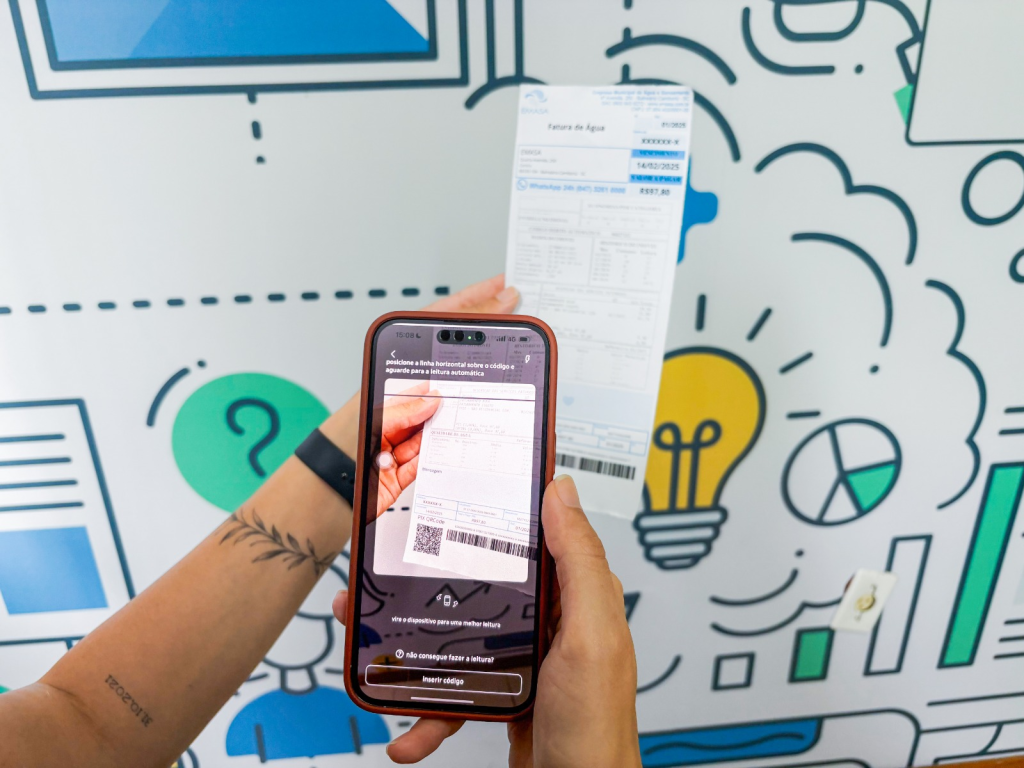 Emasa moderniza pagamentos e agora aceita Pix para faturas de água em Balneário Camboriú