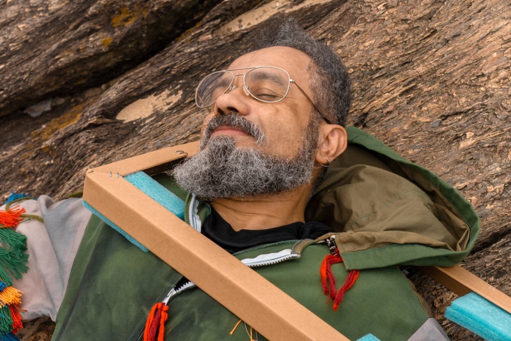 Balneário Camboriú recebe exposição “Olhares da Negritude” a partir de abril