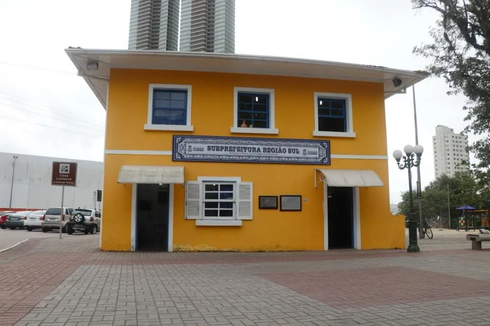 Prefeitura de Balneário Camboriú funciona hoje no Bairro da Barra