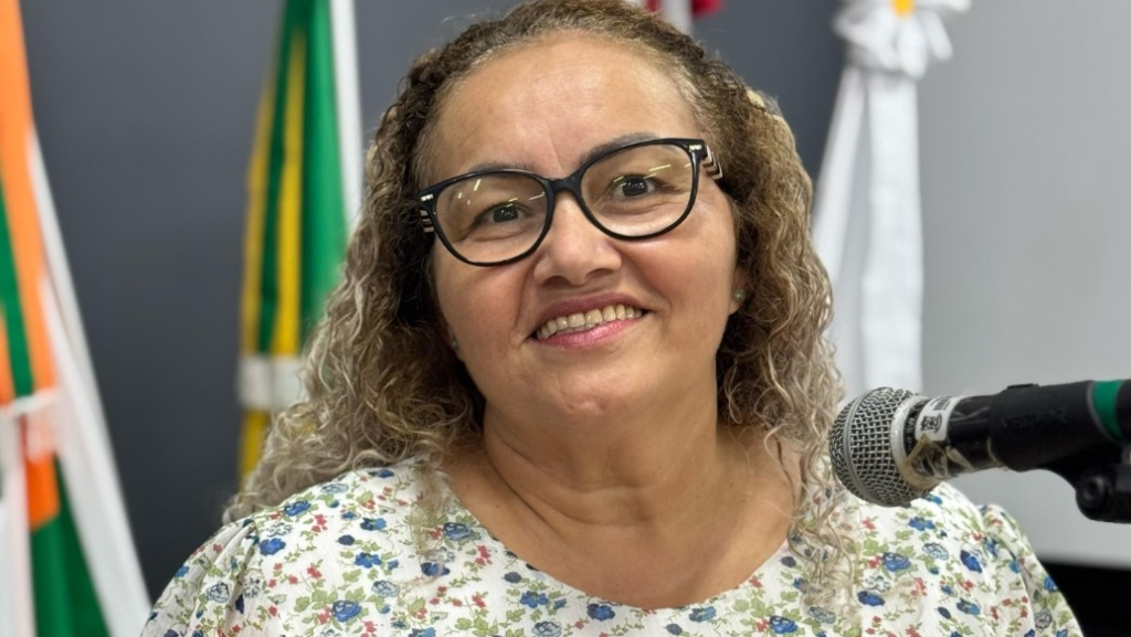 Rose da Silva assume vaga na Câmara de Camboriú pelo Podemos