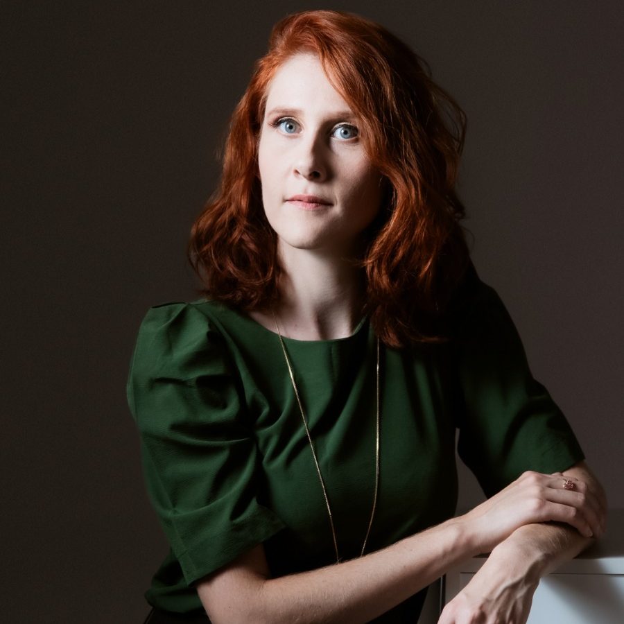 Dra. Ana Carolina Ruver Martins - farmacêutica que desenvolveu estudo globalmente inédito sobre o tratamento da Doença de Parkinson com Cannabis (Foto: Melk Ferraz)