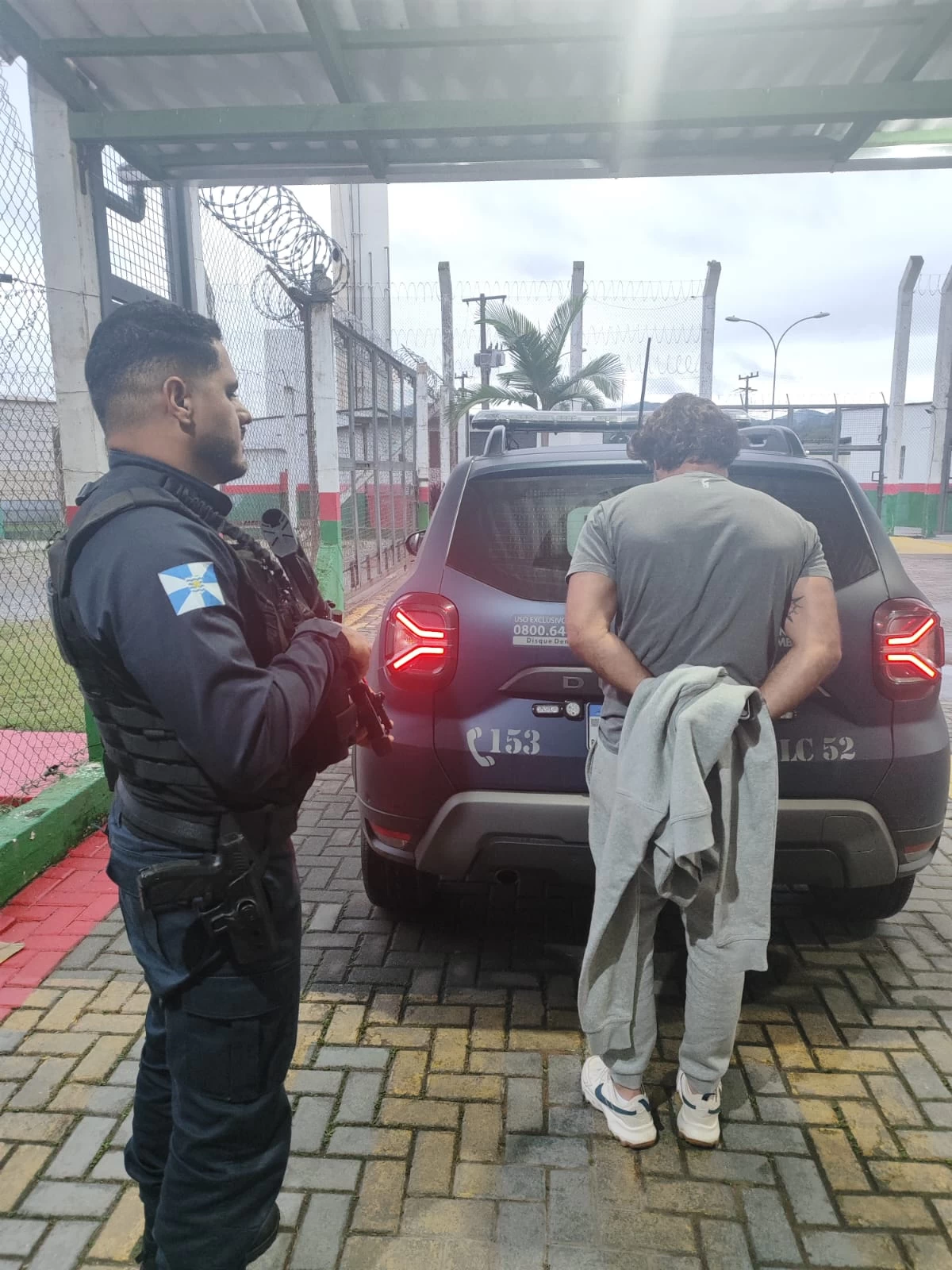 Dívida alta: Guarda Municipal de Balneário Camboriú prende homem que deve 175 mil reais em pensão alimentícia