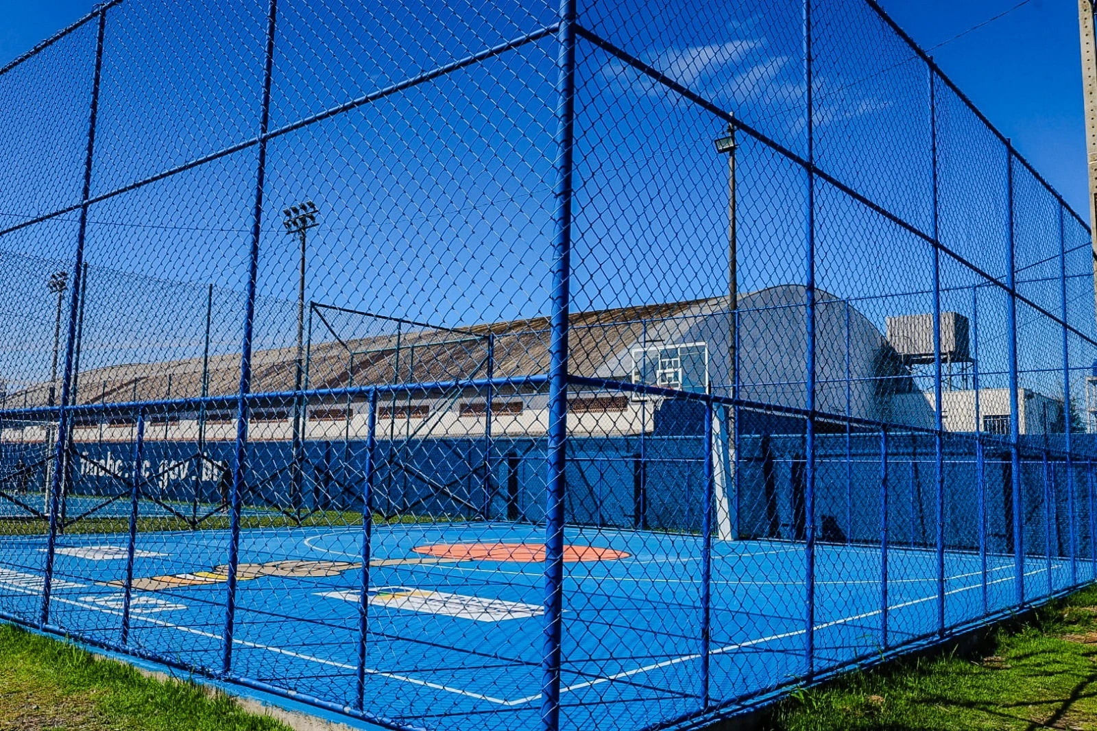 Quadra de basquete 3x3 é revitalizada em Balneário Camboriú
