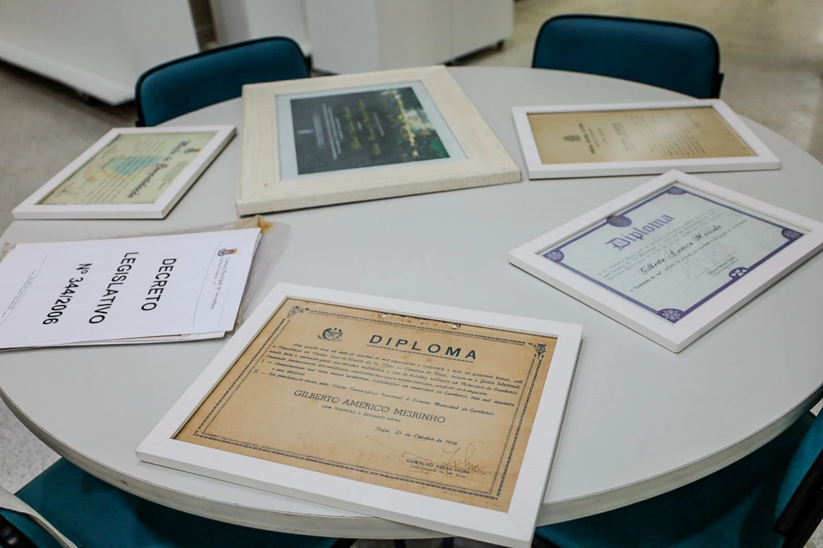 Arquivo Histórico recebe doação de documentos da família do ex-prefeito Gilberto Américo Meirinho