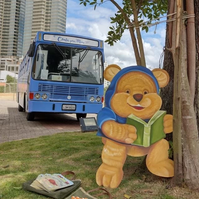 Conta Pra Mim: ônibus itinerante passou por dez unidades de educação durante o mês de maio em Balneário Camboriú