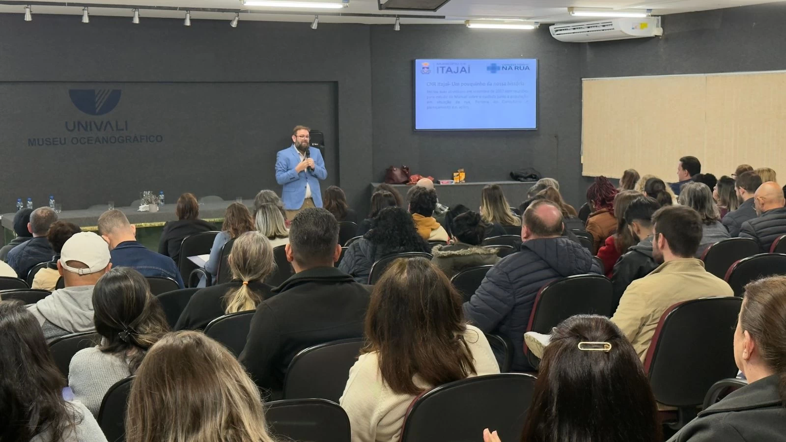 Itapema participa do Seminário Regional da Política da População em Situação de Rua da AMFRI
