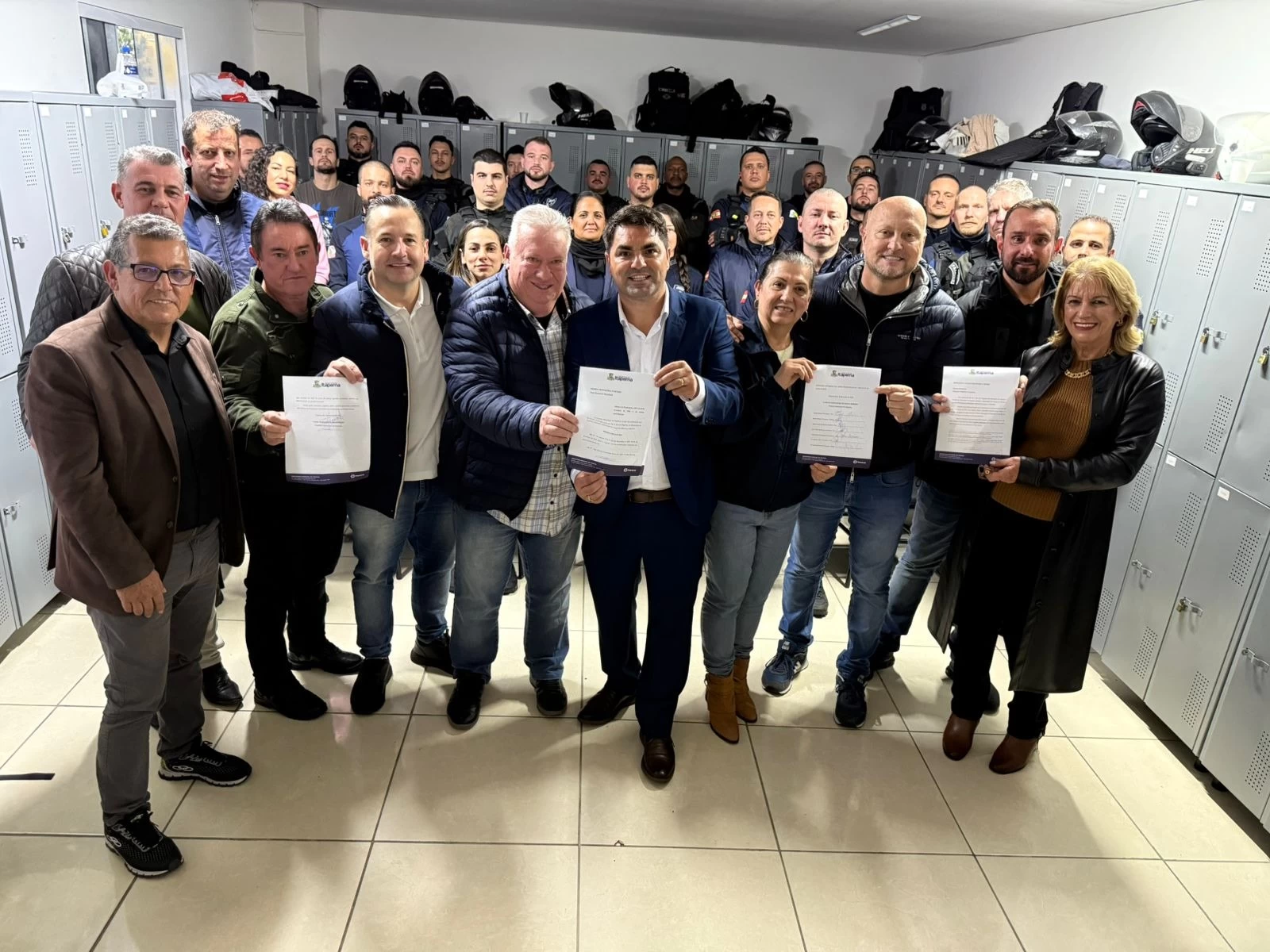 Prefeito Alexandre Xepa anuncia reajuste histórico e liberação do porte de arma para a Guarda Municipal de Itapema