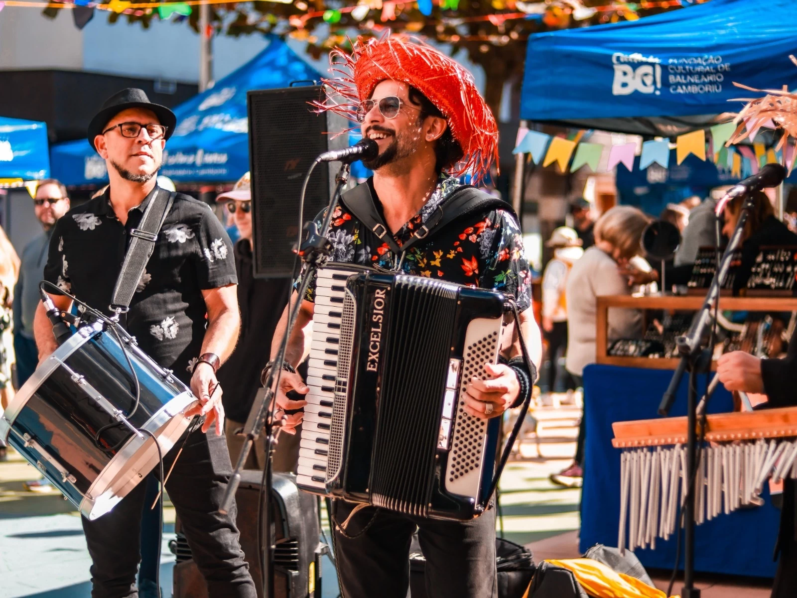 Arraial movimenta Praça da Bíblia em Balneário Camboriú