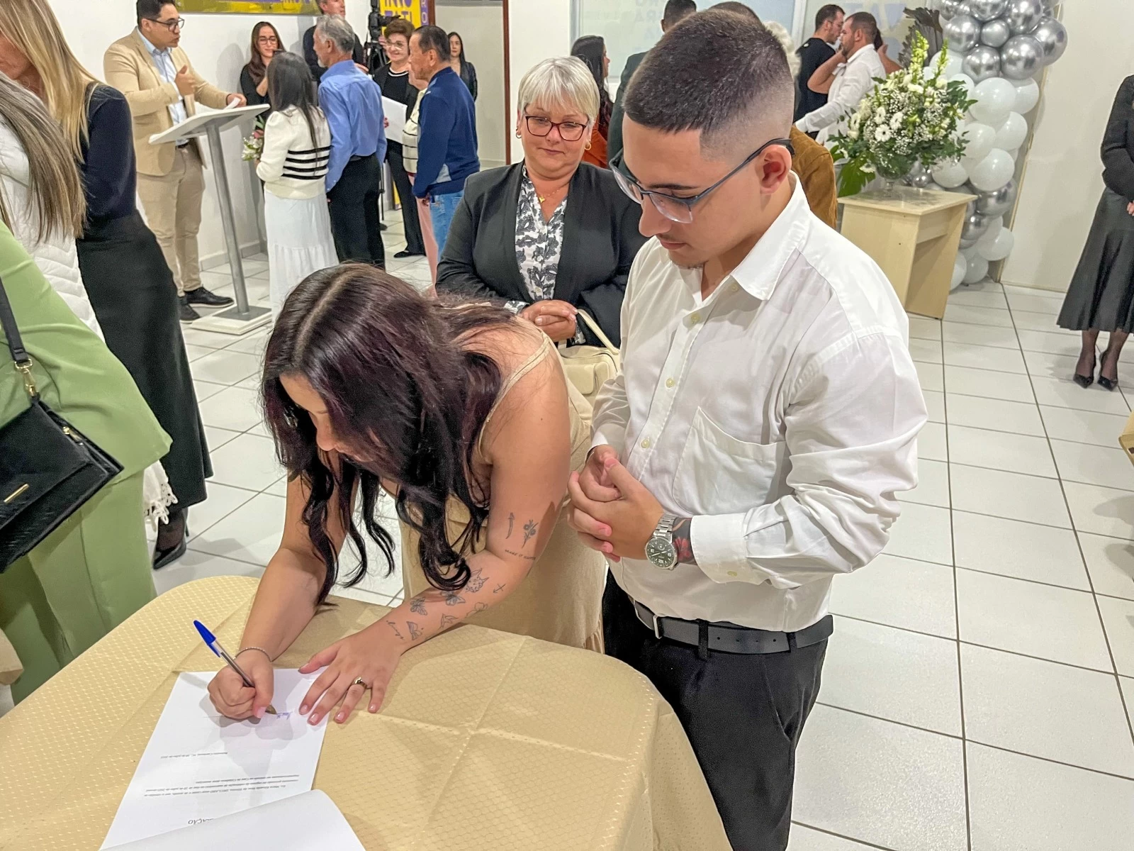 Casamento Coletivo oficializa união de 61 casais em Balneário Camboriú