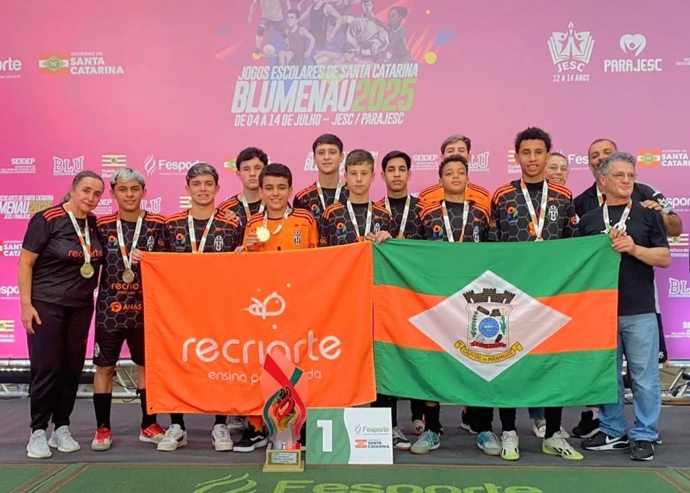 Colégio Recriarte de Camboriú é eneacampeão catarinense de futsal sub-14