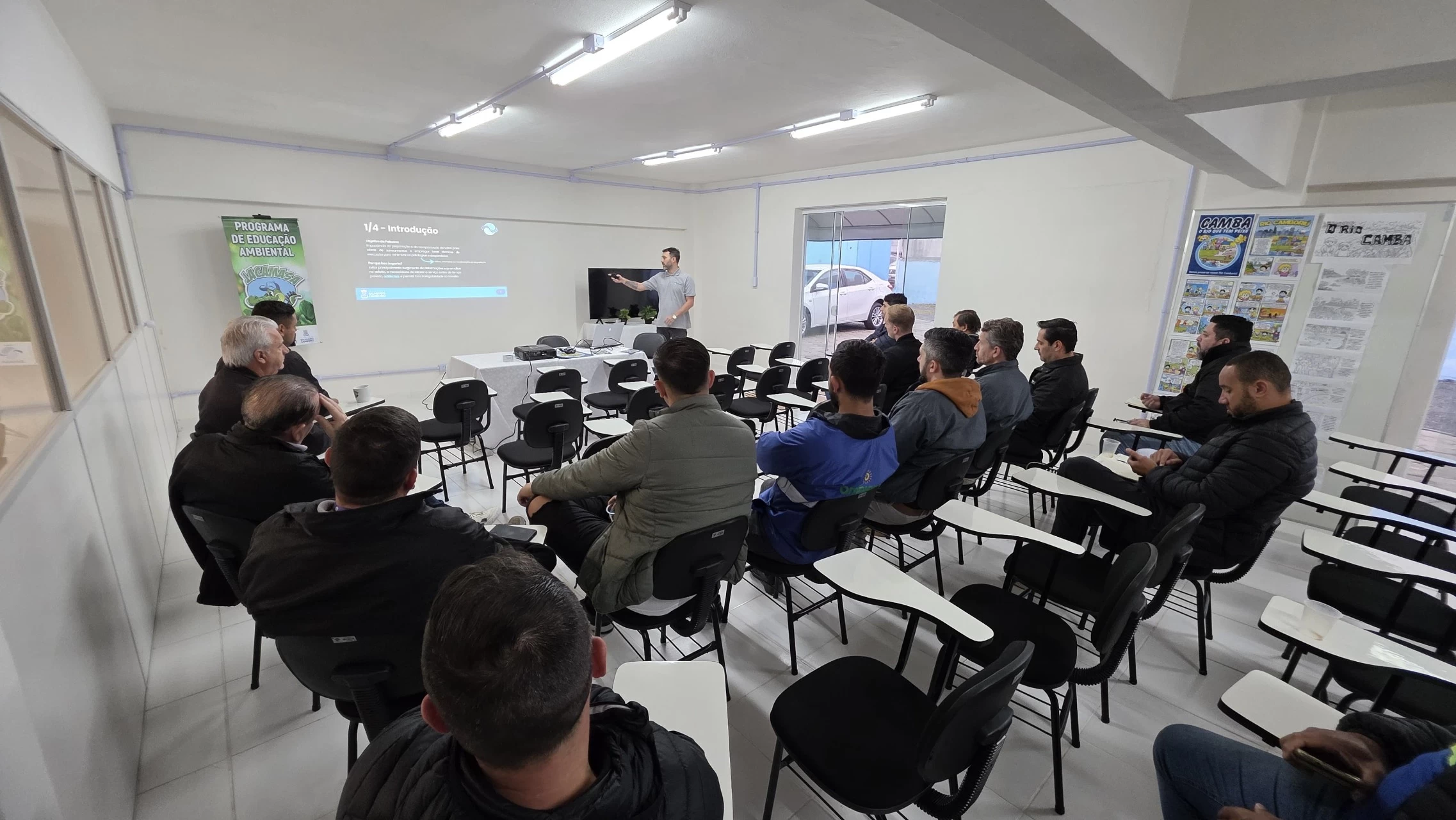 Emasa realiza capacitação obrigatória para obras asfálticas em Balneário Camboriú