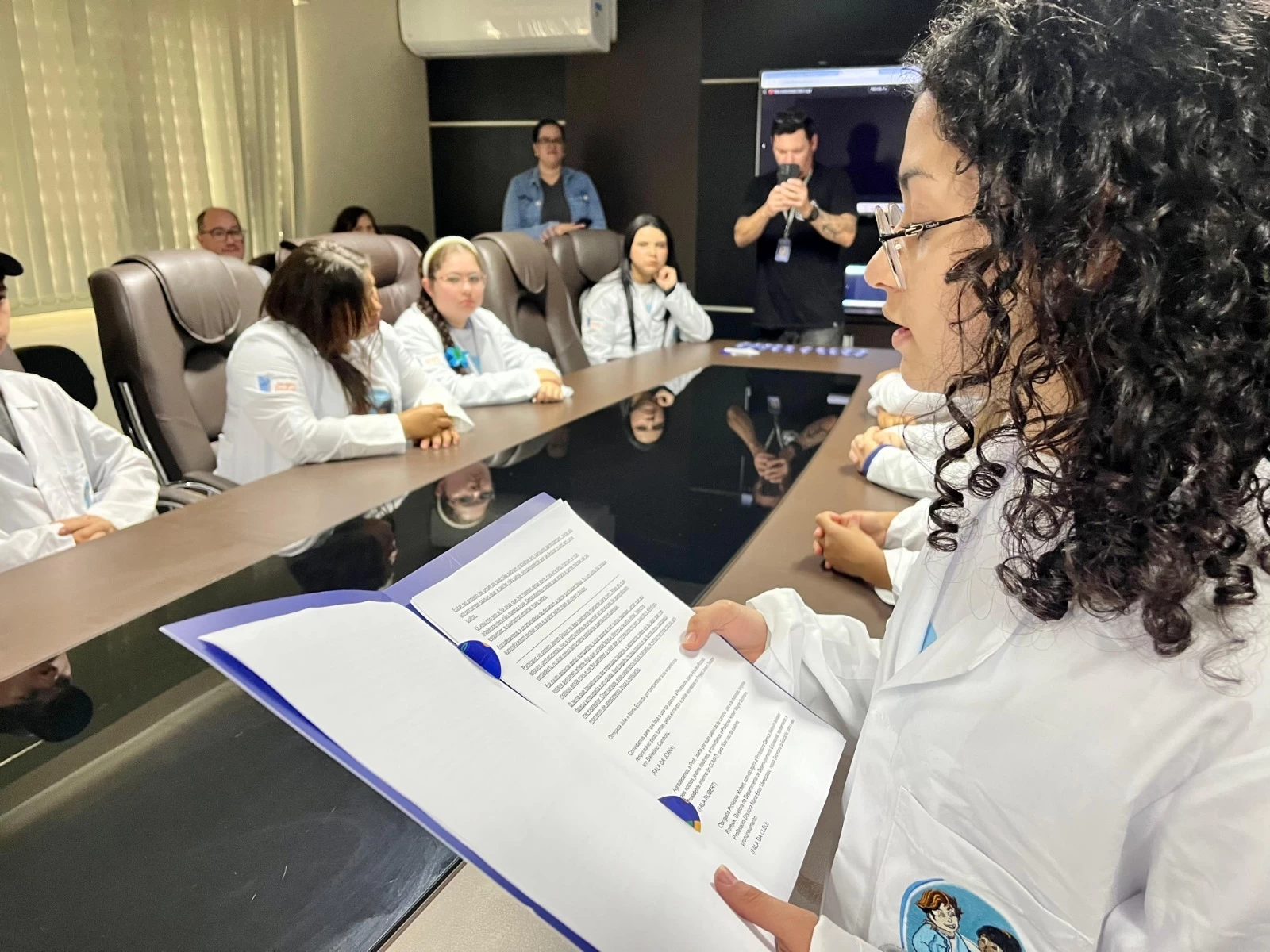 Formatura do Projeto Jovem Doutor celebra alunos do CAIC em Balneário Camboriú