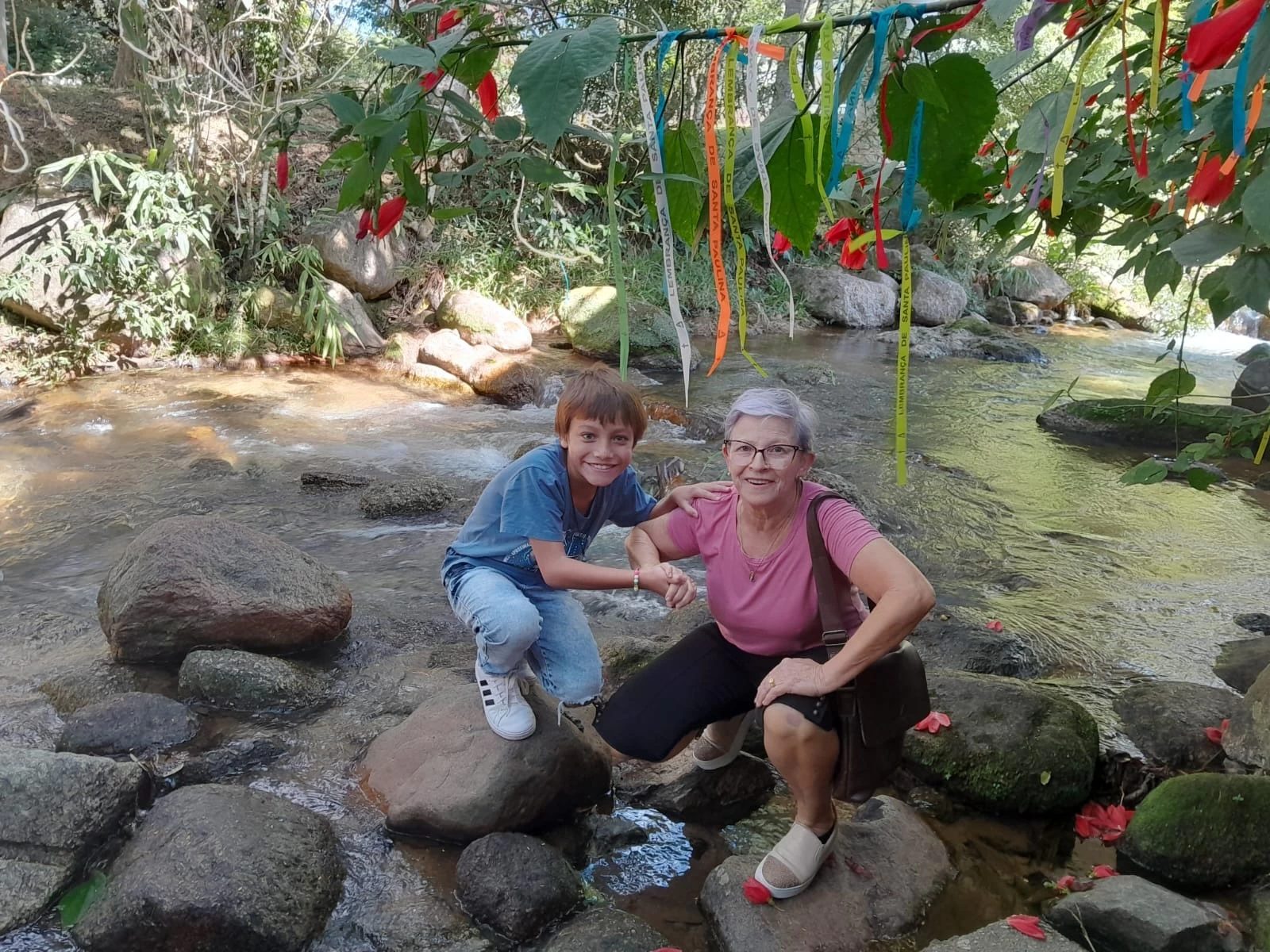 Idosas de Balneário Camboriú celebram o Dia dos Avós com carinho e conexão familiar