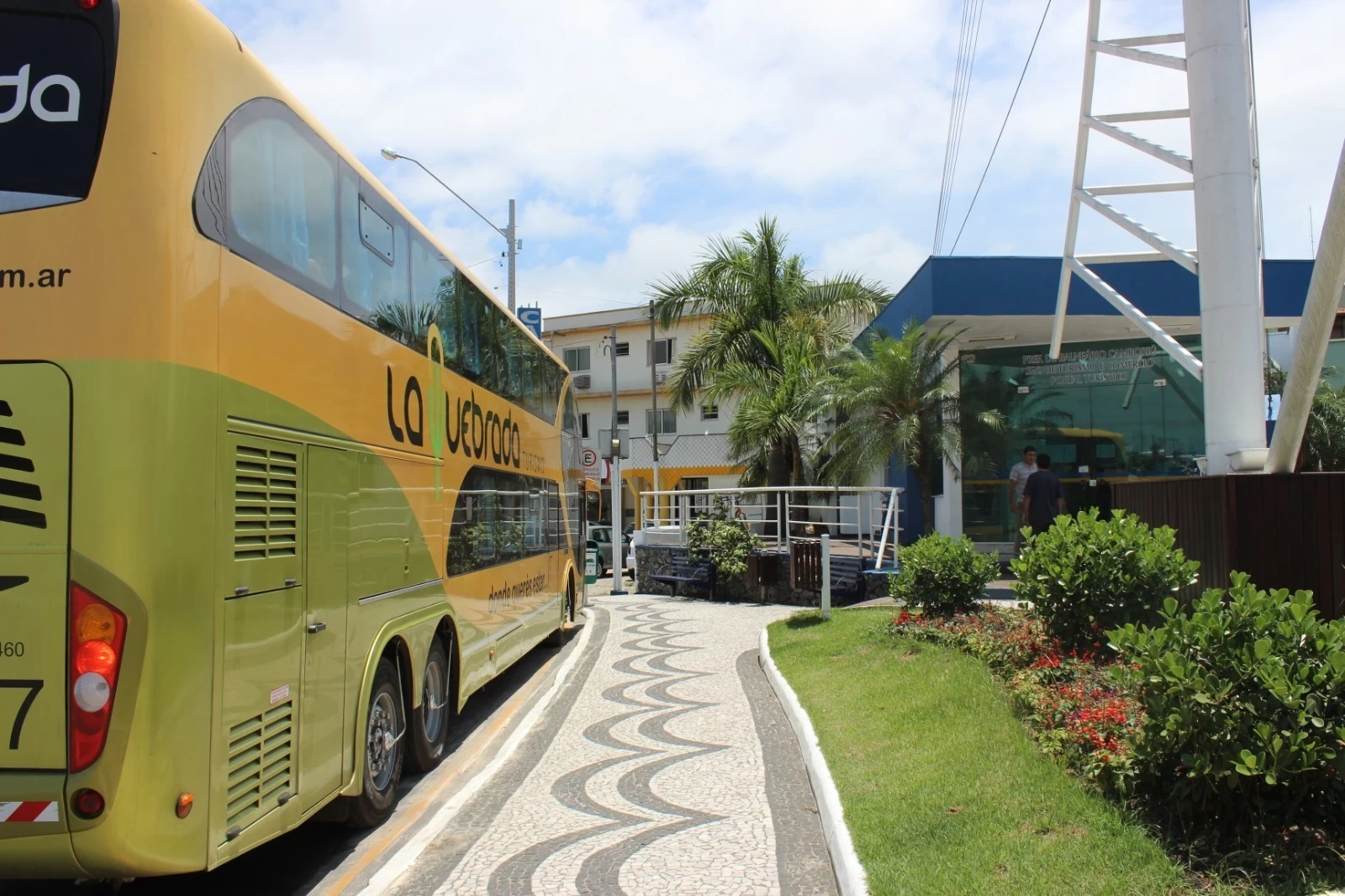 Número de turistas que chegam a BC de ônibus subiu mais de 40% no primeiro semestre