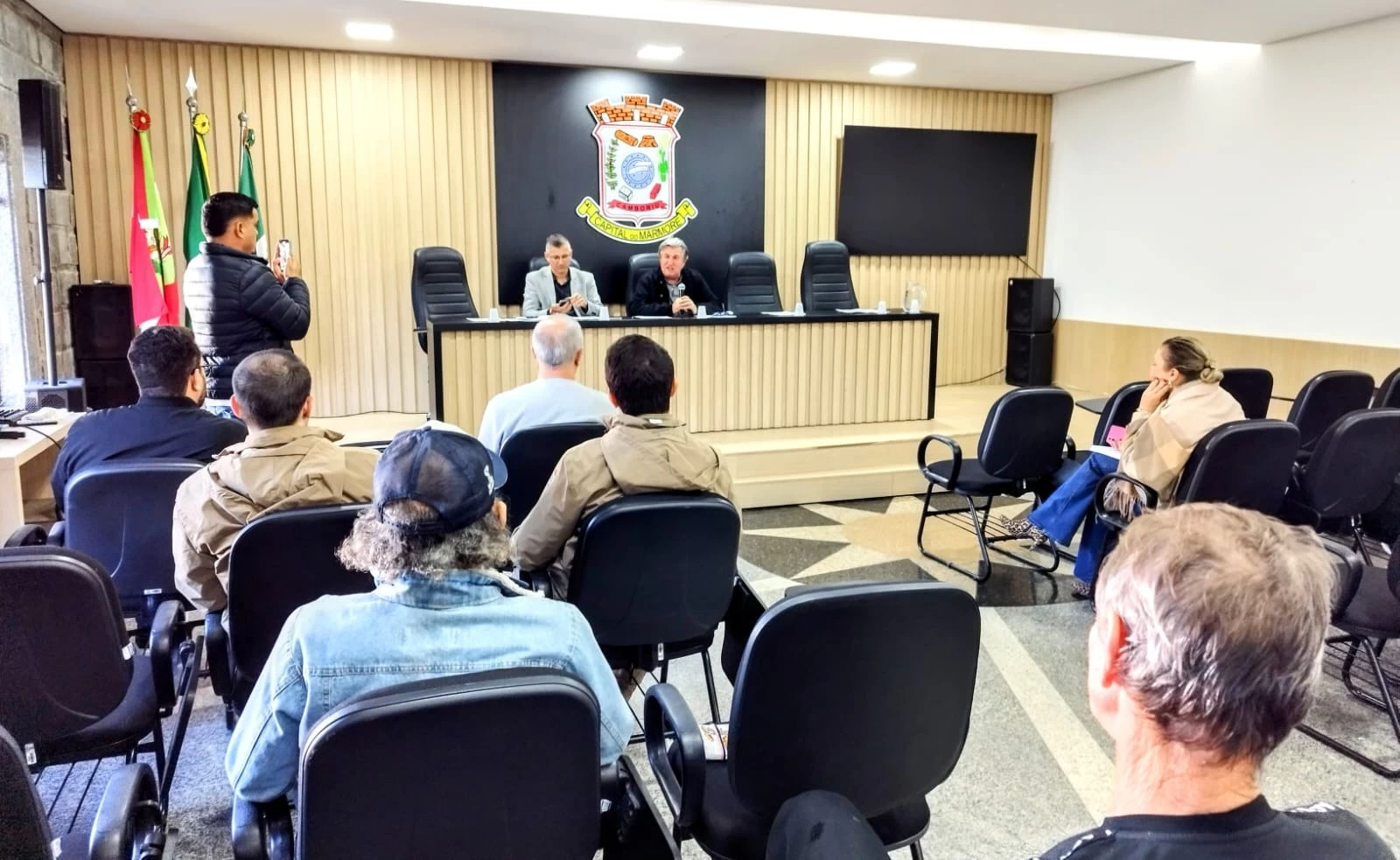 Prefeitura de Camboriú apresenta projeto de lei sobre reciclagem