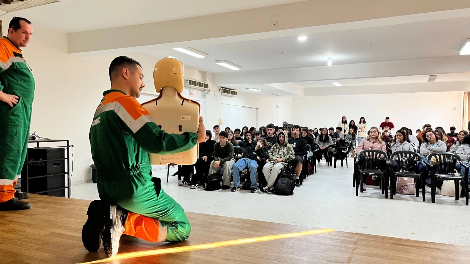 Programa Unimed nas Escolas visita unidade em Balneário Camboriú