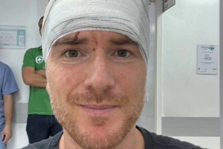 “Saí do hospital sem pagar nada”: jornalista americano se surpreende com o SUS