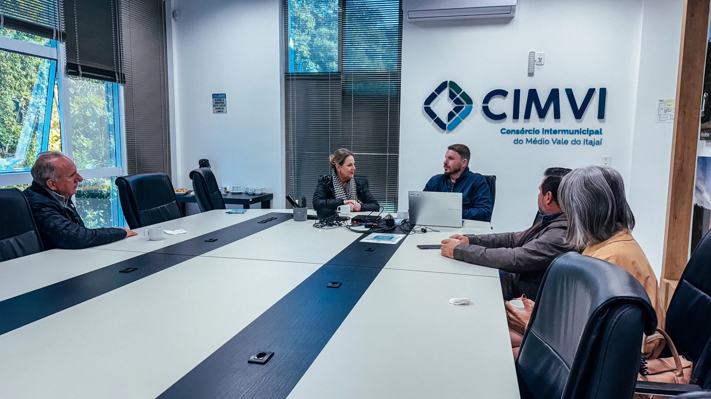 Vereadora Ciça Müller realiza visita técnica ao Aterro Sanitário em Timbó