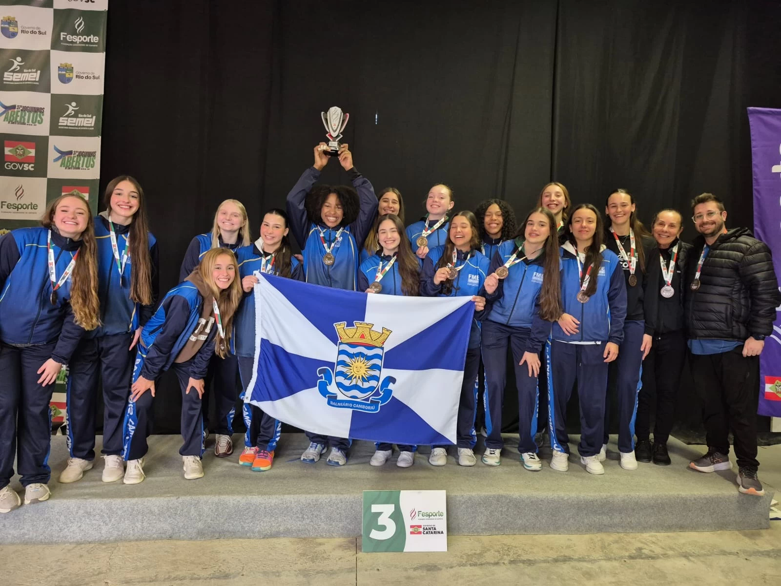 Balneário Camboriú conquista bronze no vôlei feminino dos Joguinhos
