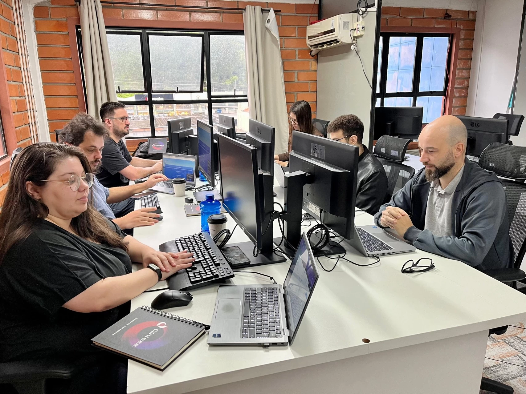 Balneário Camboriú inicia fábrica de software para agilizar serviços públicos