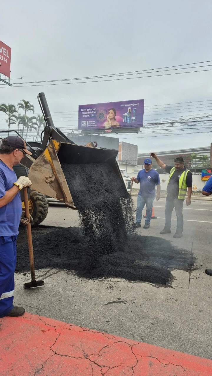 Balneário Camboriú instala caixas de inspeção na Avenida do Estado