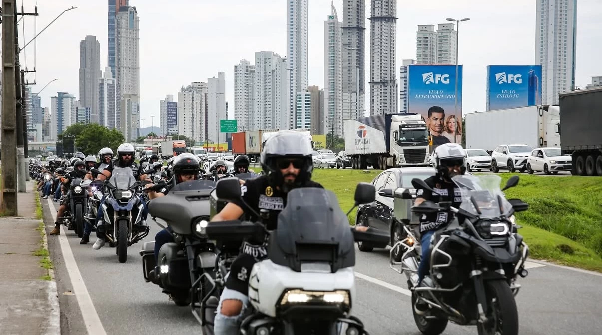 Camboriú realiza 1º Motofest com motos, rock e integração regional