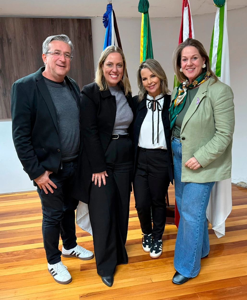 Elaine Nunes assume vaga na Câmara e reforça representatividade feminina em Balneário Camboriú