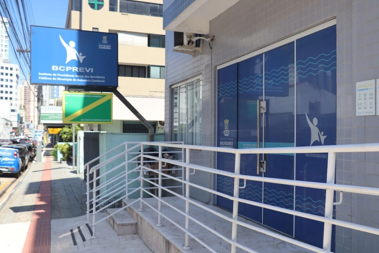 BCPrevi convoca servidores efetivos de Balneário Camboriú para recadastro previdenciário
