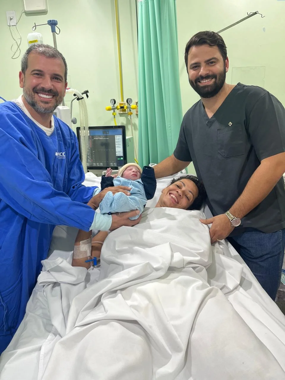 Bebê nasce em parto de emergência no Hospital Cirúrgico de Camboriú