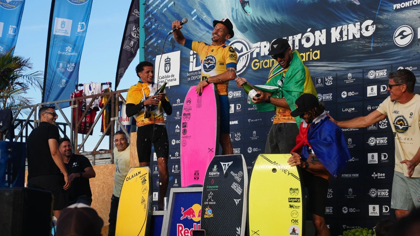 Éder Luciano leva Itapema ao pódio no Mundial de Bodyboard