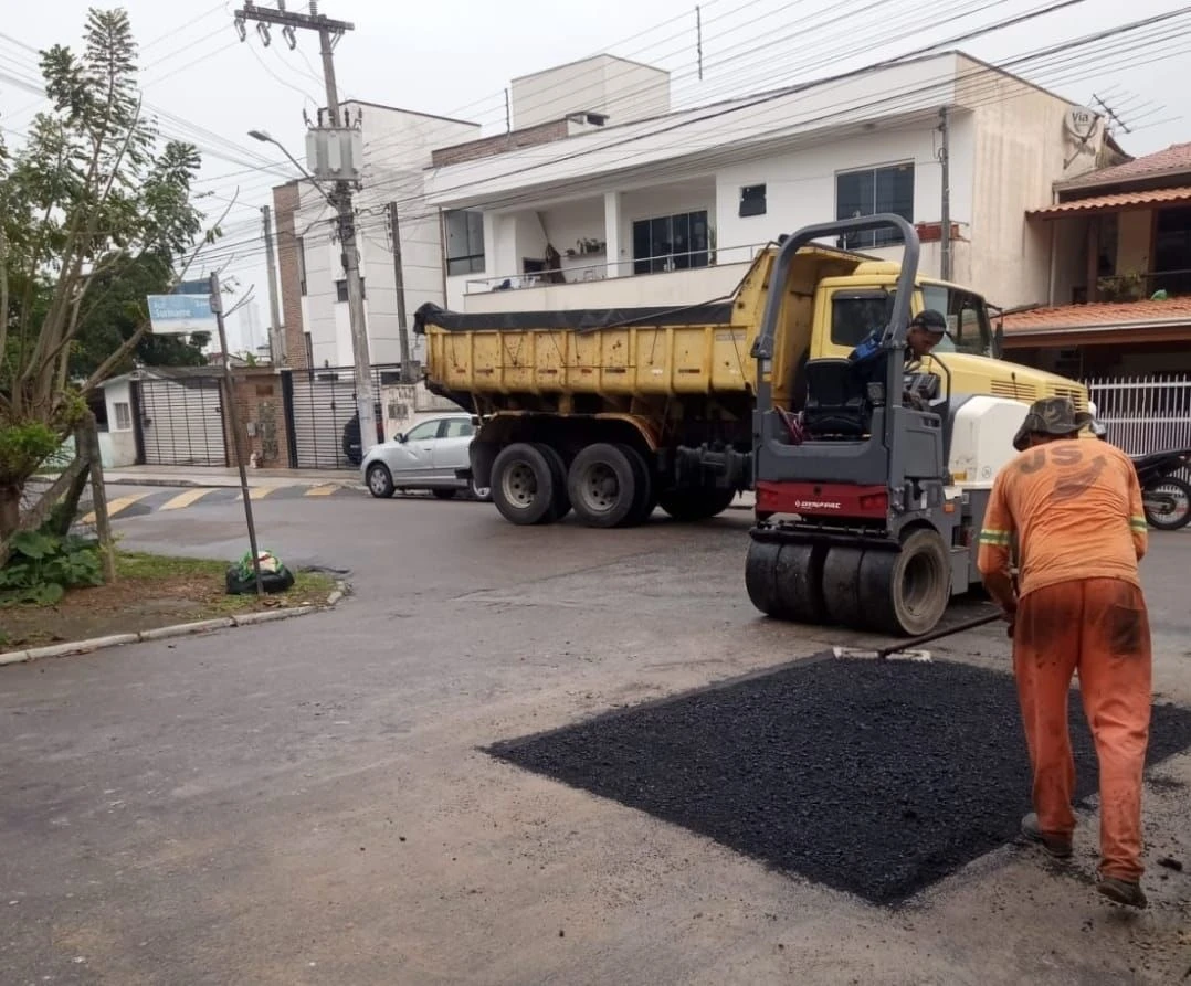 Emasa fará reparos no asfalto em Balneário Camboriú nesta segunda-feira