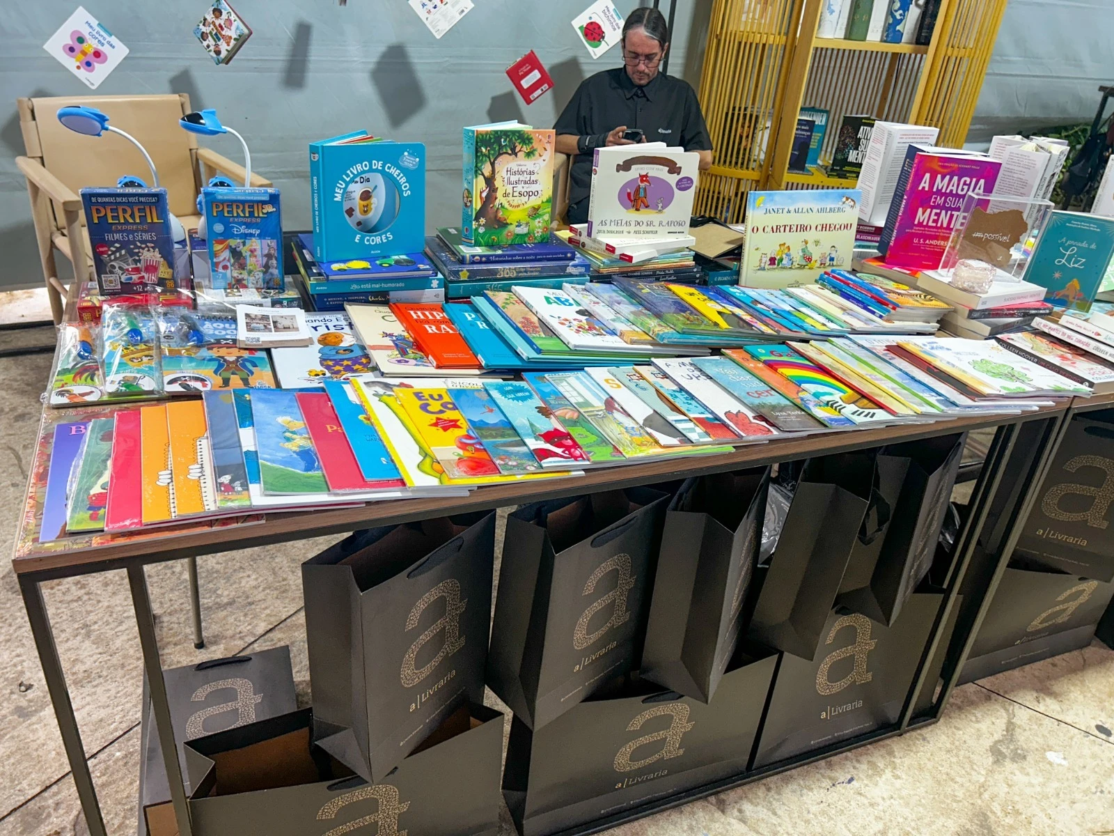 Festival Literário movimenta Balneário Camboriú até domingo