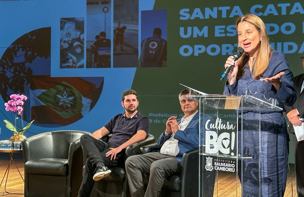Secretário da Fazenda debate inovação e equilíbrio fiscal em Balneário Camboriú