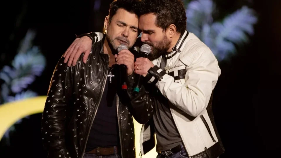 Show de Zezé com apelo por anistia consumiu quase toda a receita do turismo de Porto Belo