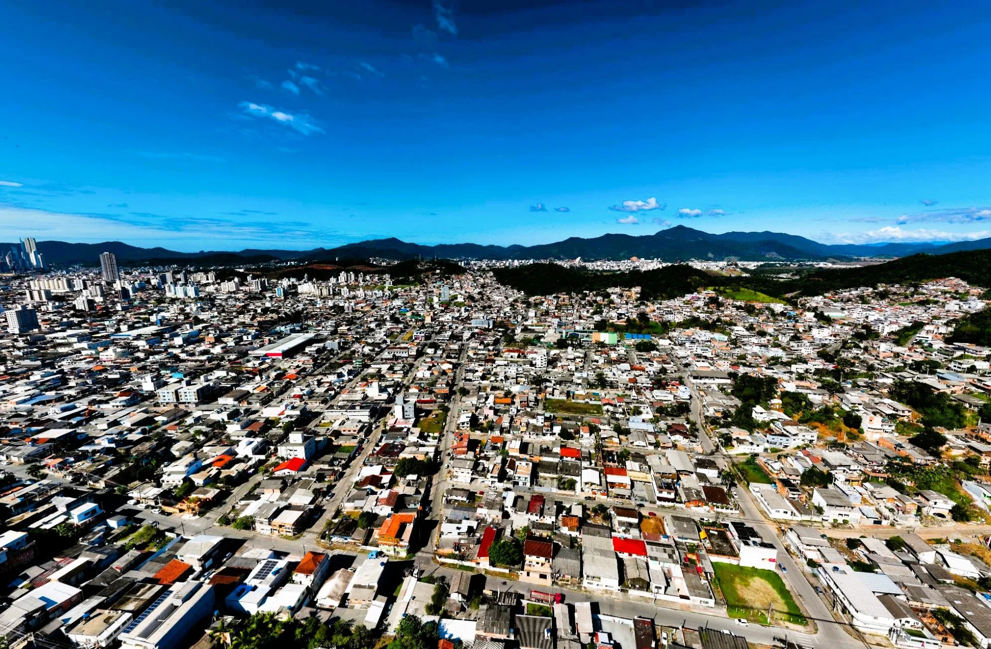 Camboriú vive um ciclo acelerado de crescimento nos últimos 45 dias