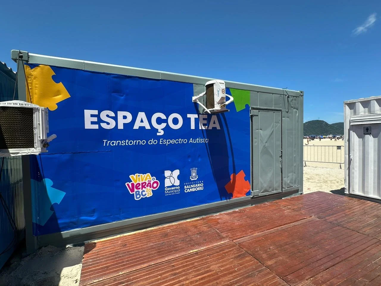 Balneário Camboriú terá container adaptado para pessoas com TEA no Réveillon