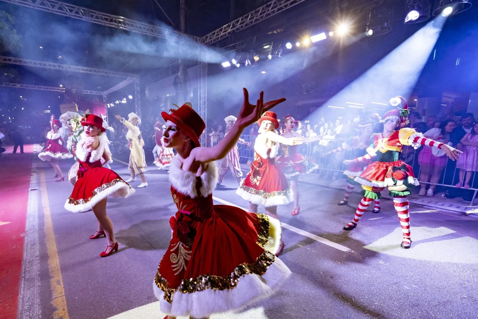 Semana do Viva o Natal BC 2025 tem desfiles, shows e atrações gratuitas