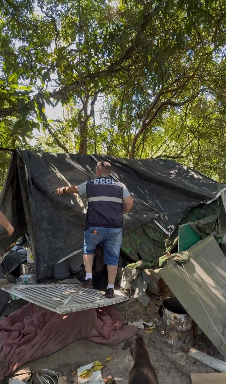 Ocupação irregular é alvo de operação no Rio Camboriú