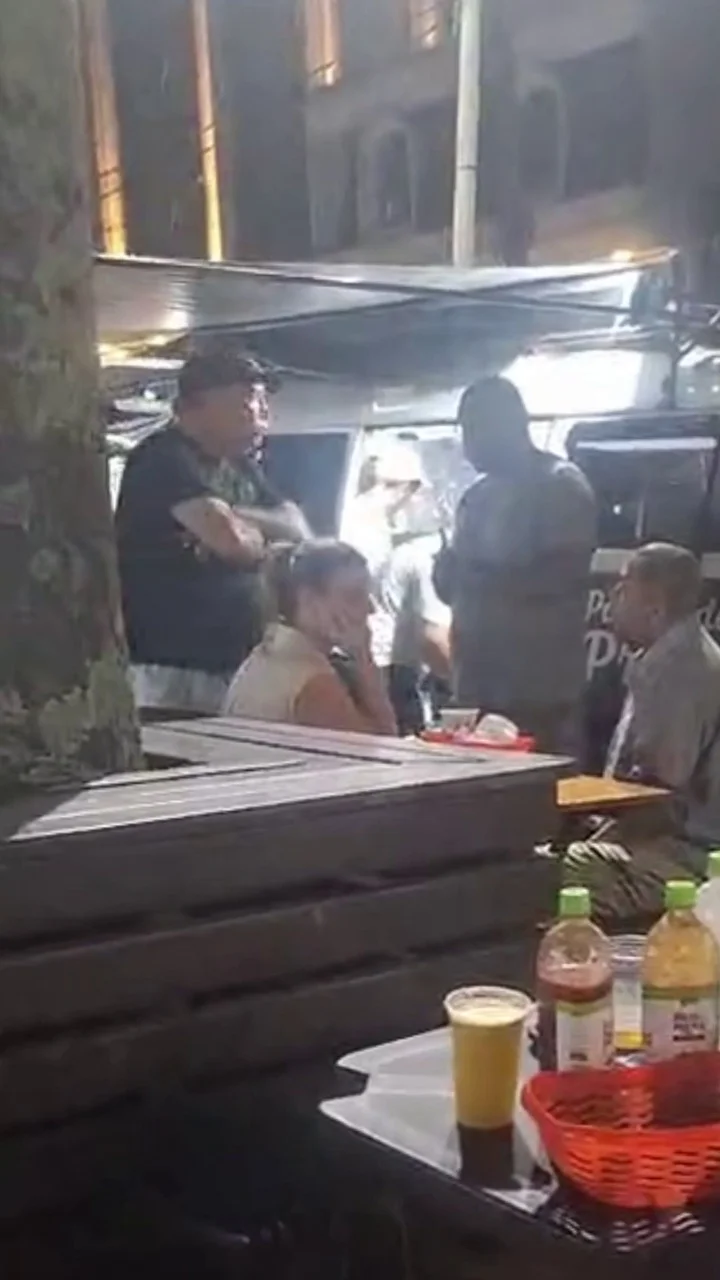 Pai de vereador chama feira cultural de “essa porra” e protagoniza cena lamentável