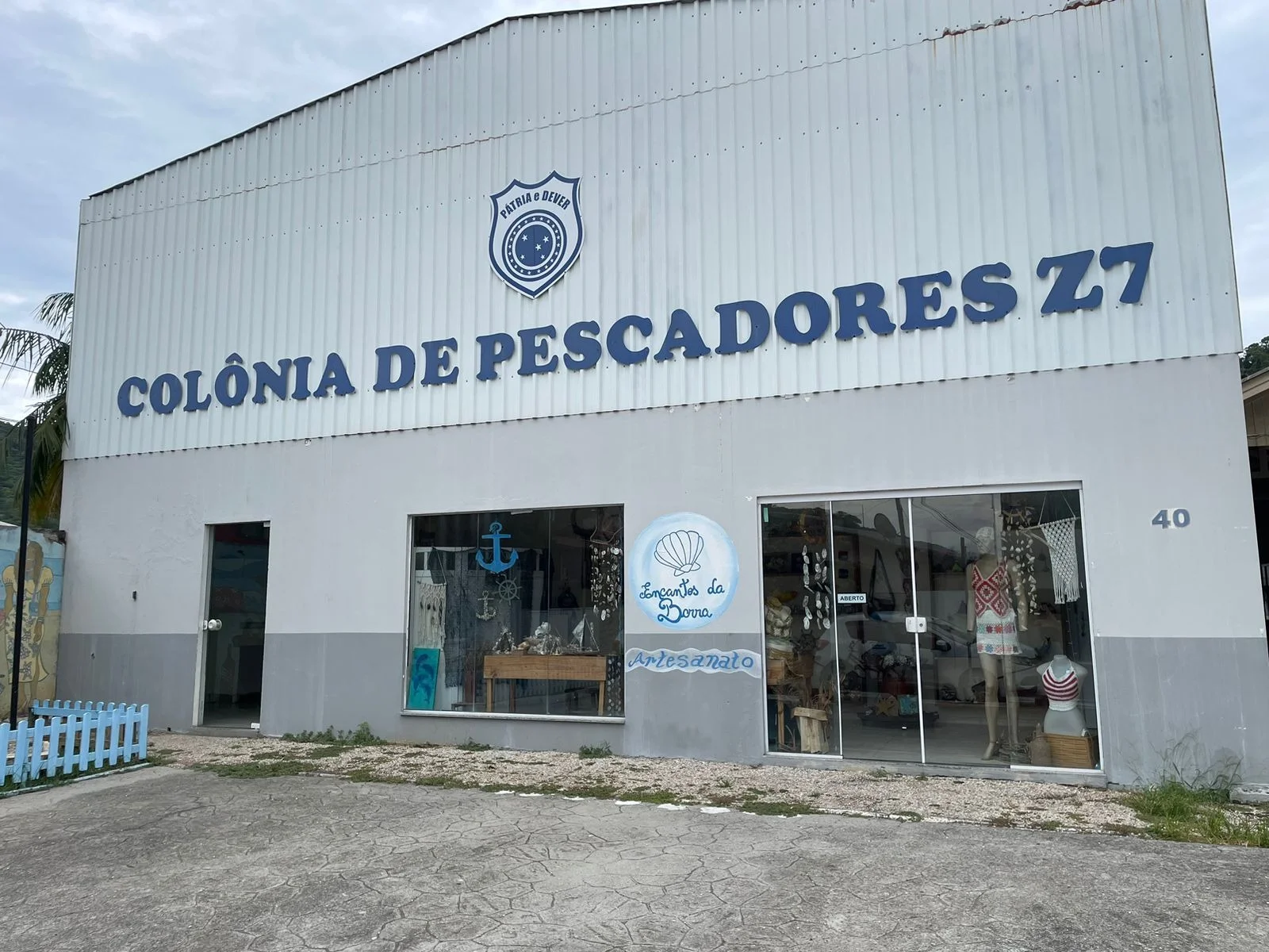 Documentário e selo celebram 100 anos da Colônia de Pescadores Z7 em Balneário Camboriú