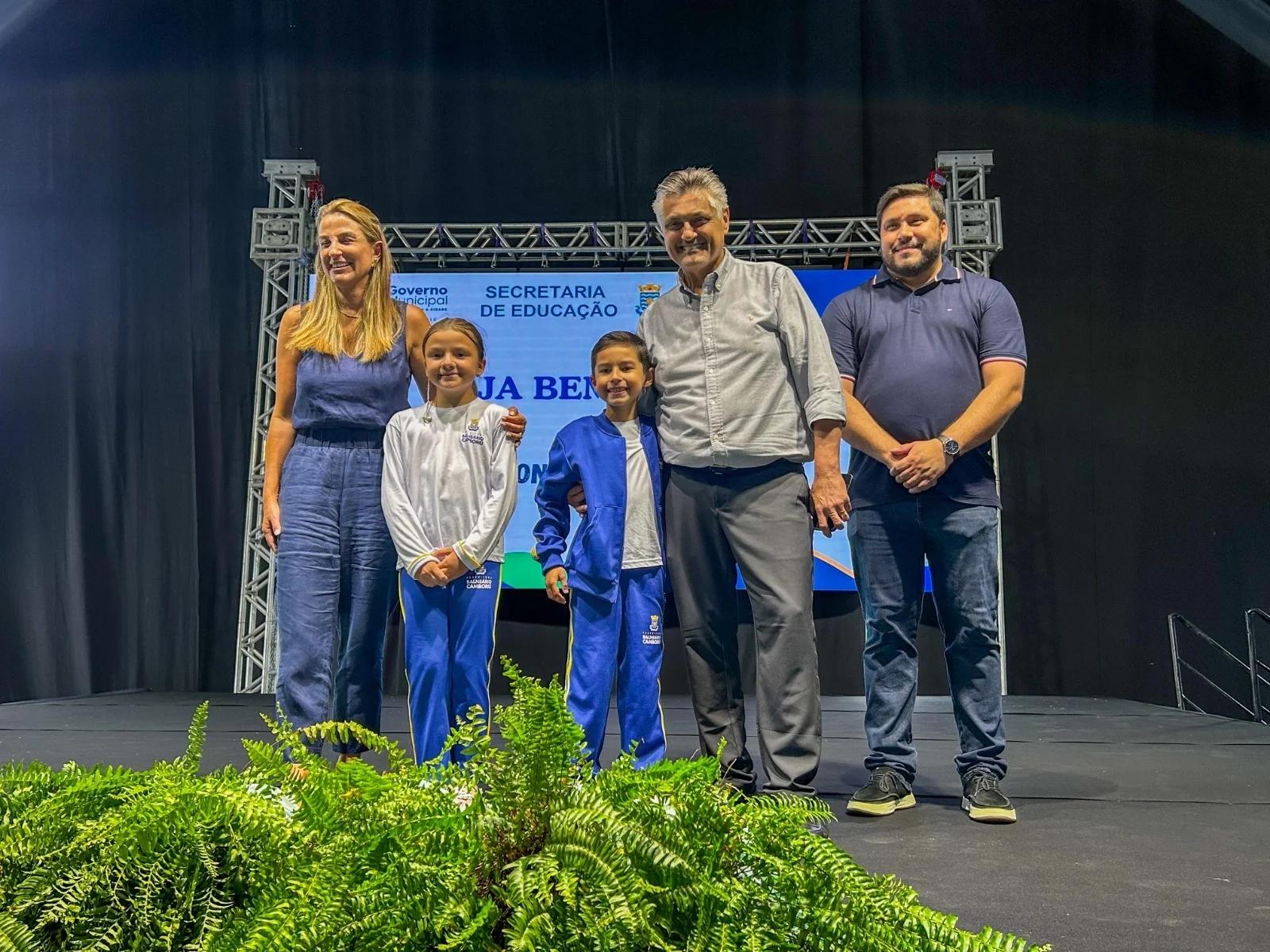 Envio à Câmara de projeto que concede reajuste ao magistério marca boas-vindas aos profissionais da Educação em Balneário Camboriú