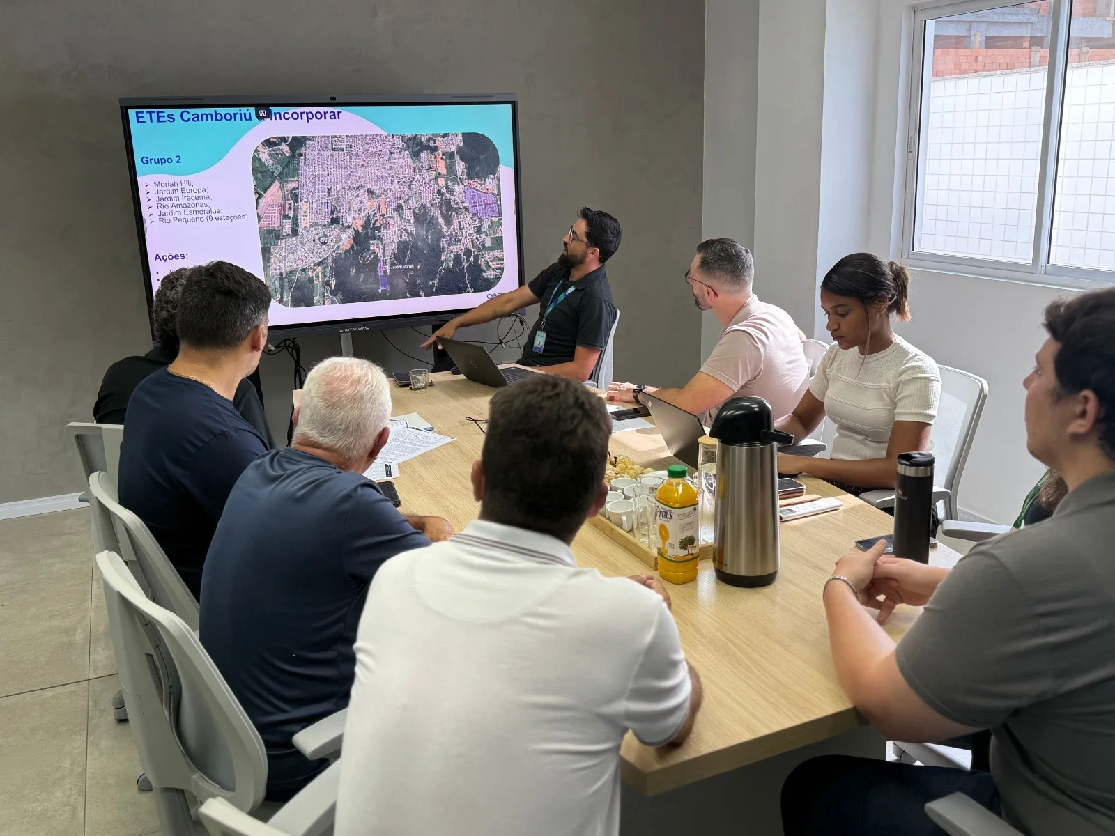 Fiscalização da ARESC nas estações de esgoto é acompanhada pela Prefeitura de Camboriú