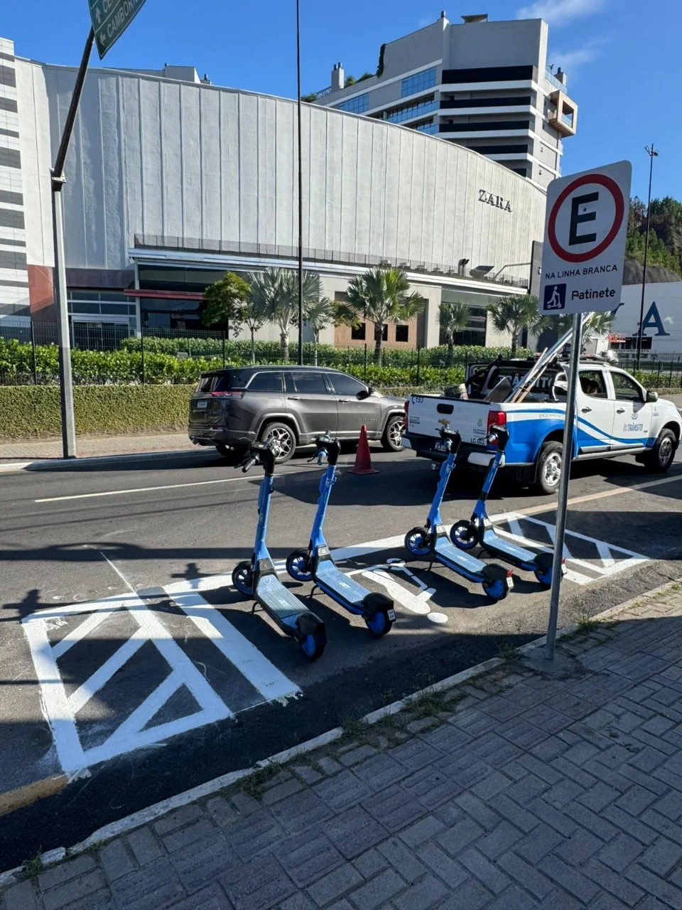 BC Trânsito implementa 30 estações exclusivas para patinetes elétricos em Balneário Camboriú