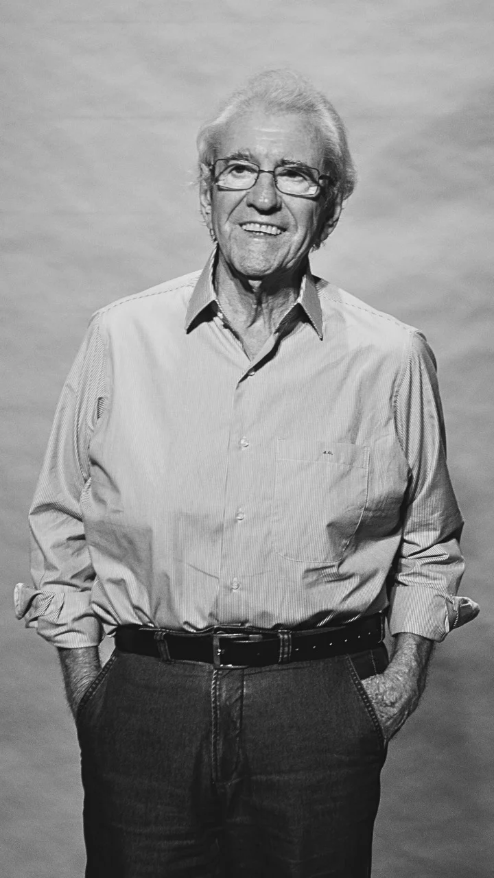 Morre Juca de Oliveira, ícone das artes cênicas brasileiras, aos 91 anos