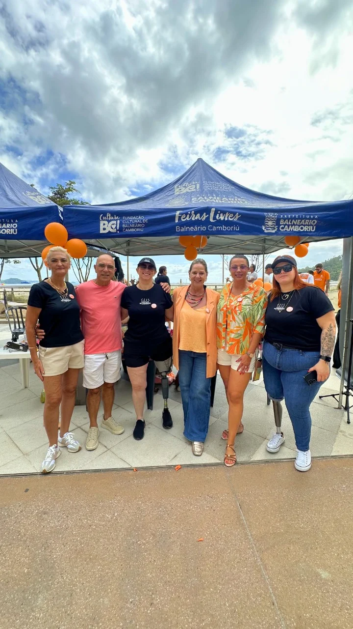 Abril Laranja: ação leva informação, humanização e inclusão a pessoas amputadas em Balneário Camboriú