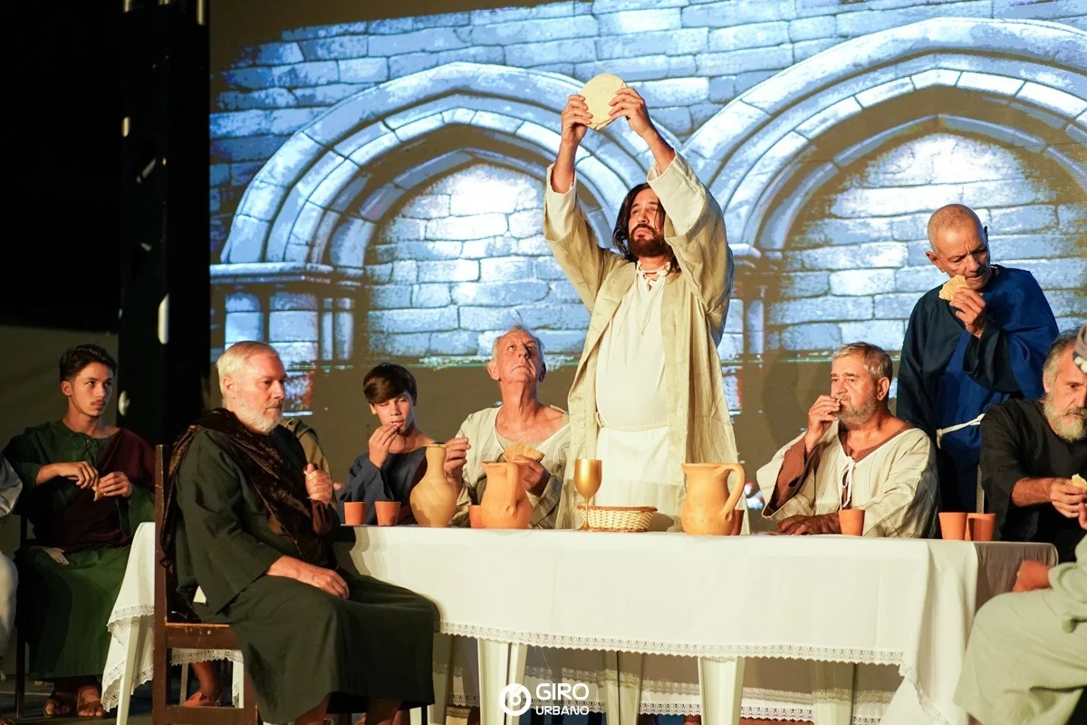 Feriadão em Balneário Piçarras terá teatro Paixão de Cristo e Doce Páscoa no Itacolomi