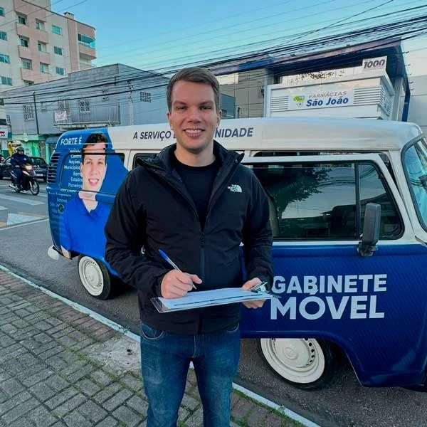 Vereador Victor Forte também deixa o PL e anuncia filiação ao Republicanos